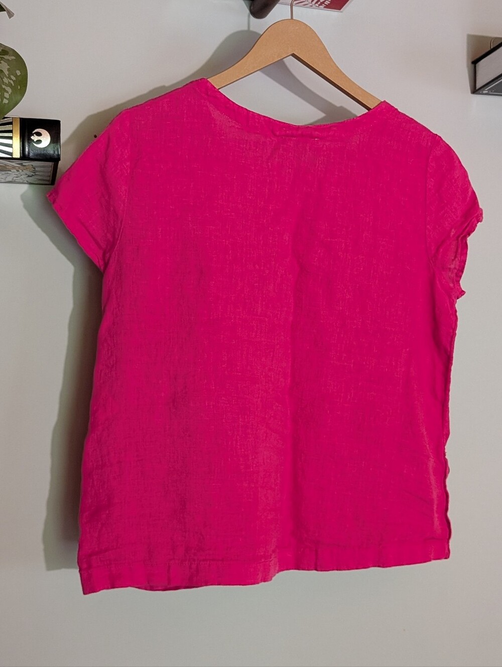 Cynthia Rowley 100% Linen Hot Pink Side-Button Top - Medium - Picture 3 of 5